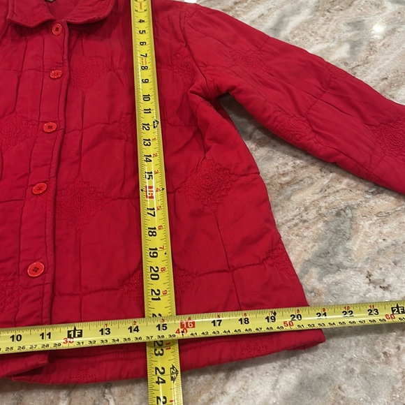 Quilted Light Jacket - Picture 8 of 8